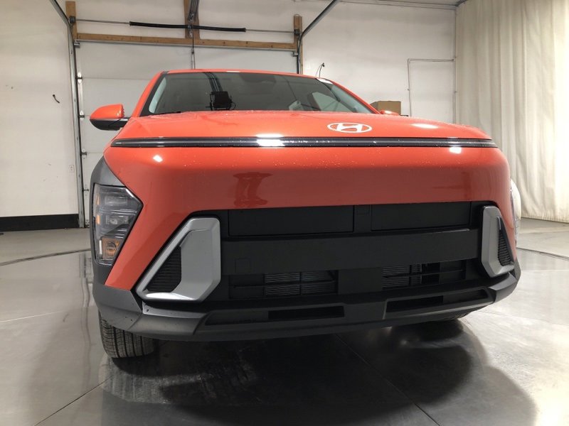 New 2026 Hyundai Kona SE image 2