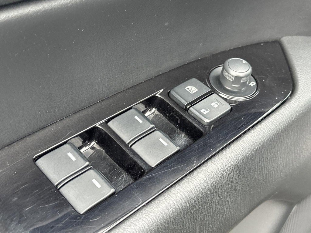 Used 2025 MAZDA CX-5 AWD 2.5 S w/ Preferred Package image 23