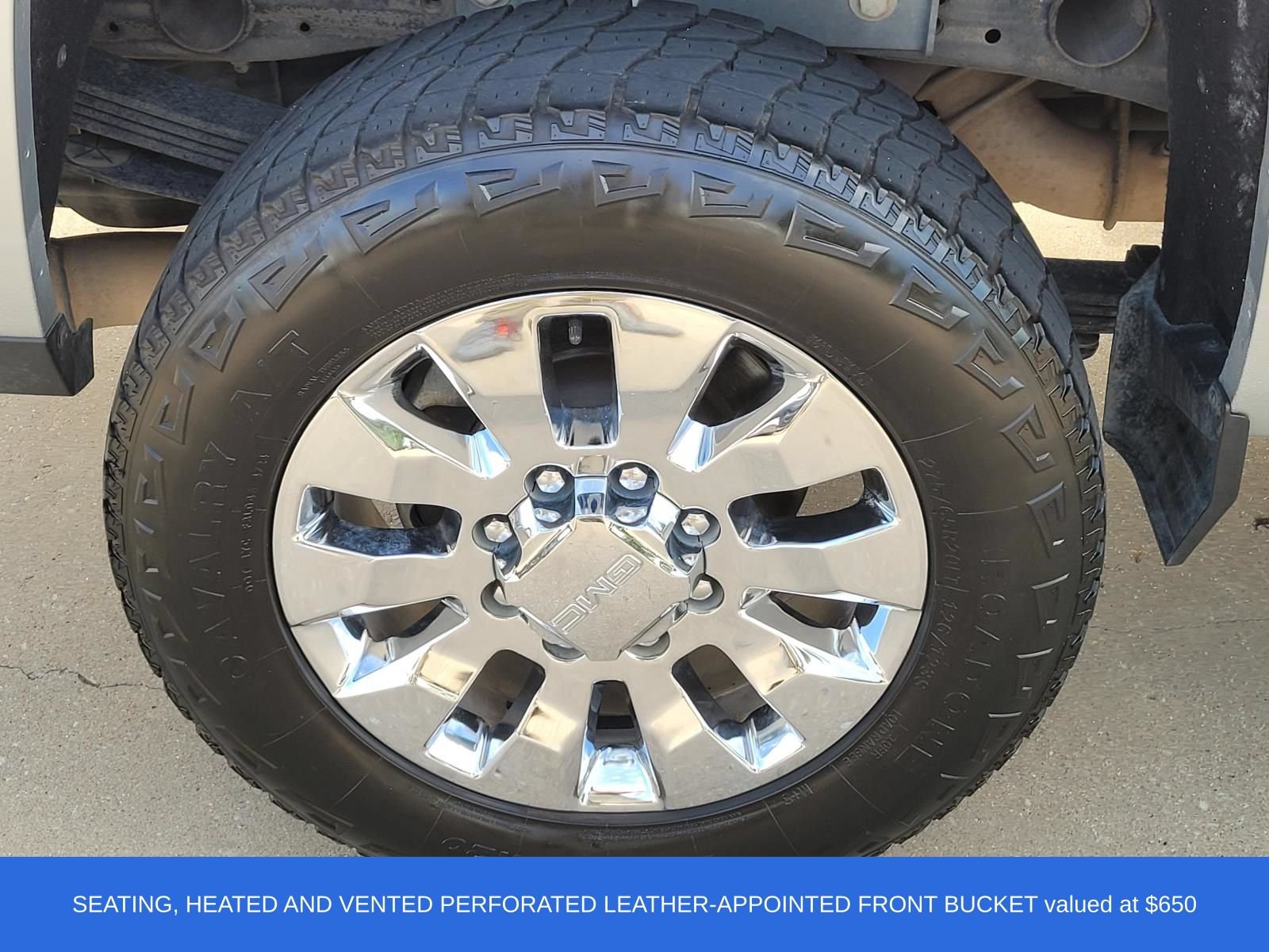 Used 2019 Chevrolet Silverado 2500 LTZ w/ Duramax Plus Package AWD/4WD image 7