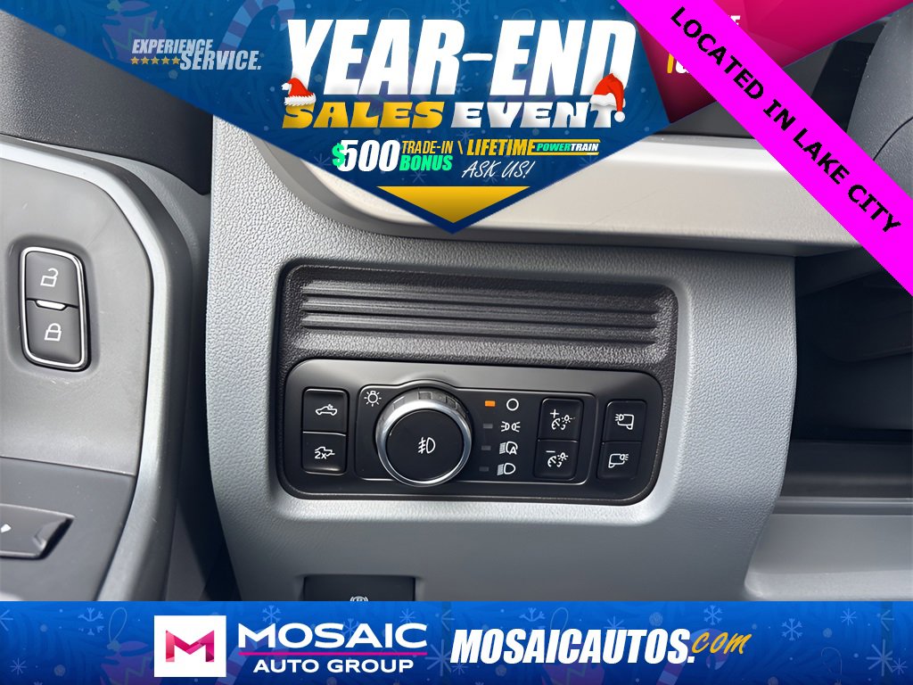New 2026 Ford F350 XLT w/ XLT Premium Package image 29