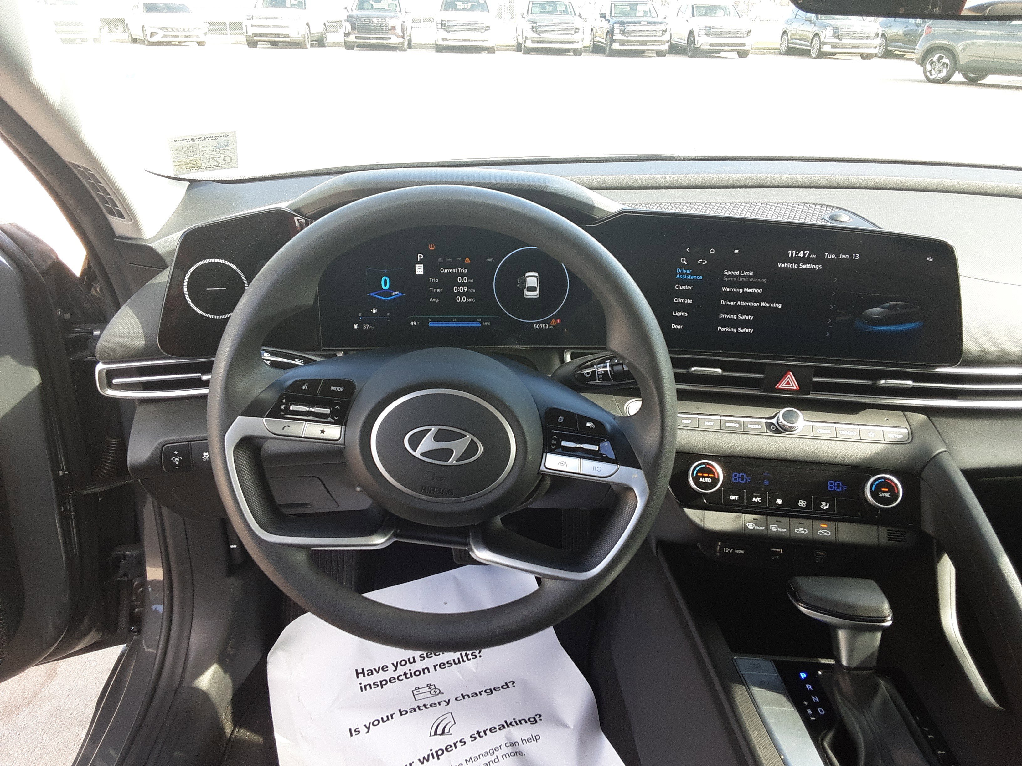 Used 2024 Hyundai Elantra SEL image 18