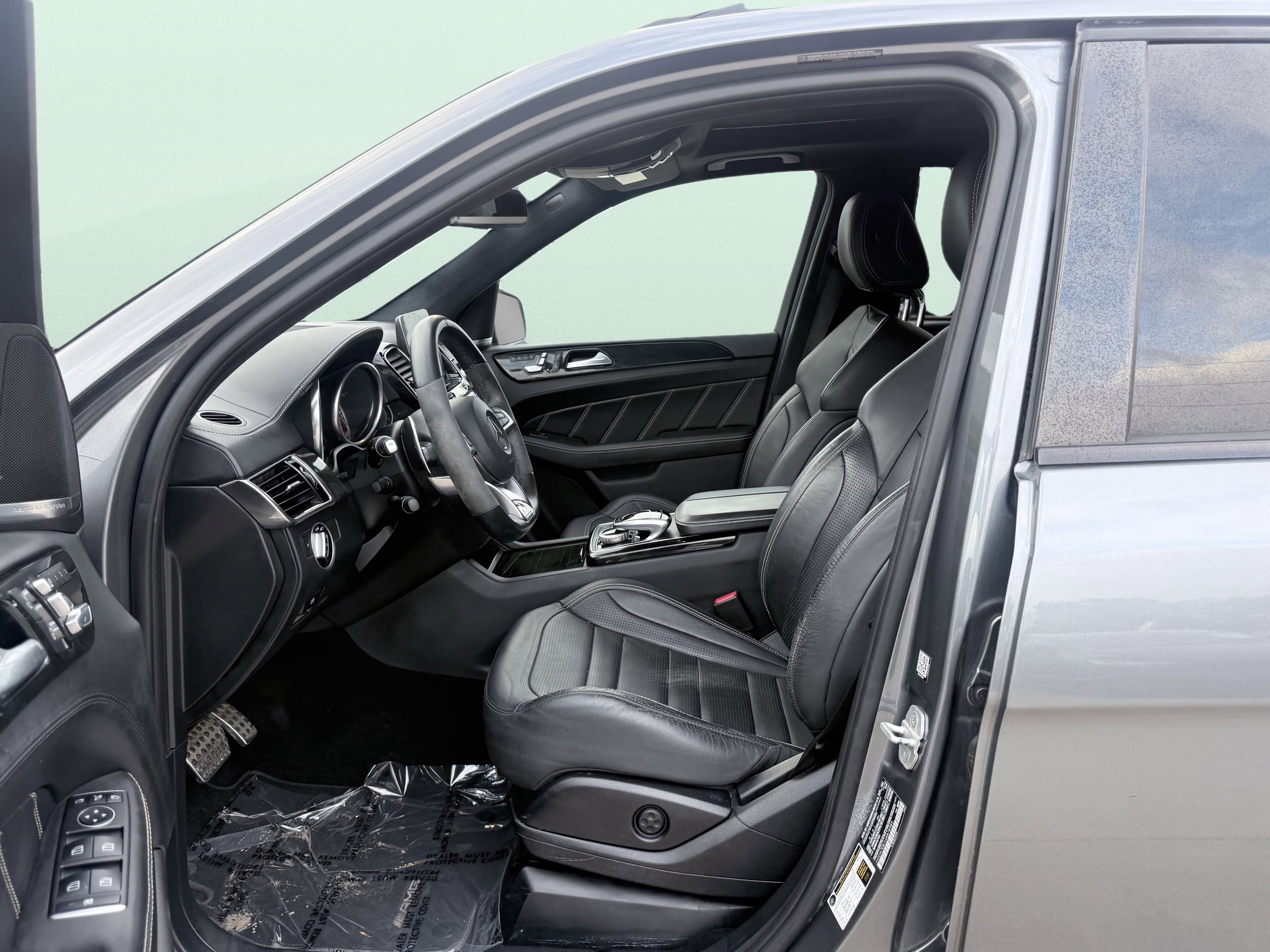 Used 2017 Mercedes-Benz GLE 63 AMG 4MATIC w/ Night Package image 21