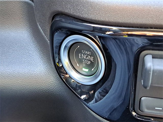 Used 2025 Chevrolet Silverado 1500 LT Trail Boss w/ Convenience Package II image 28