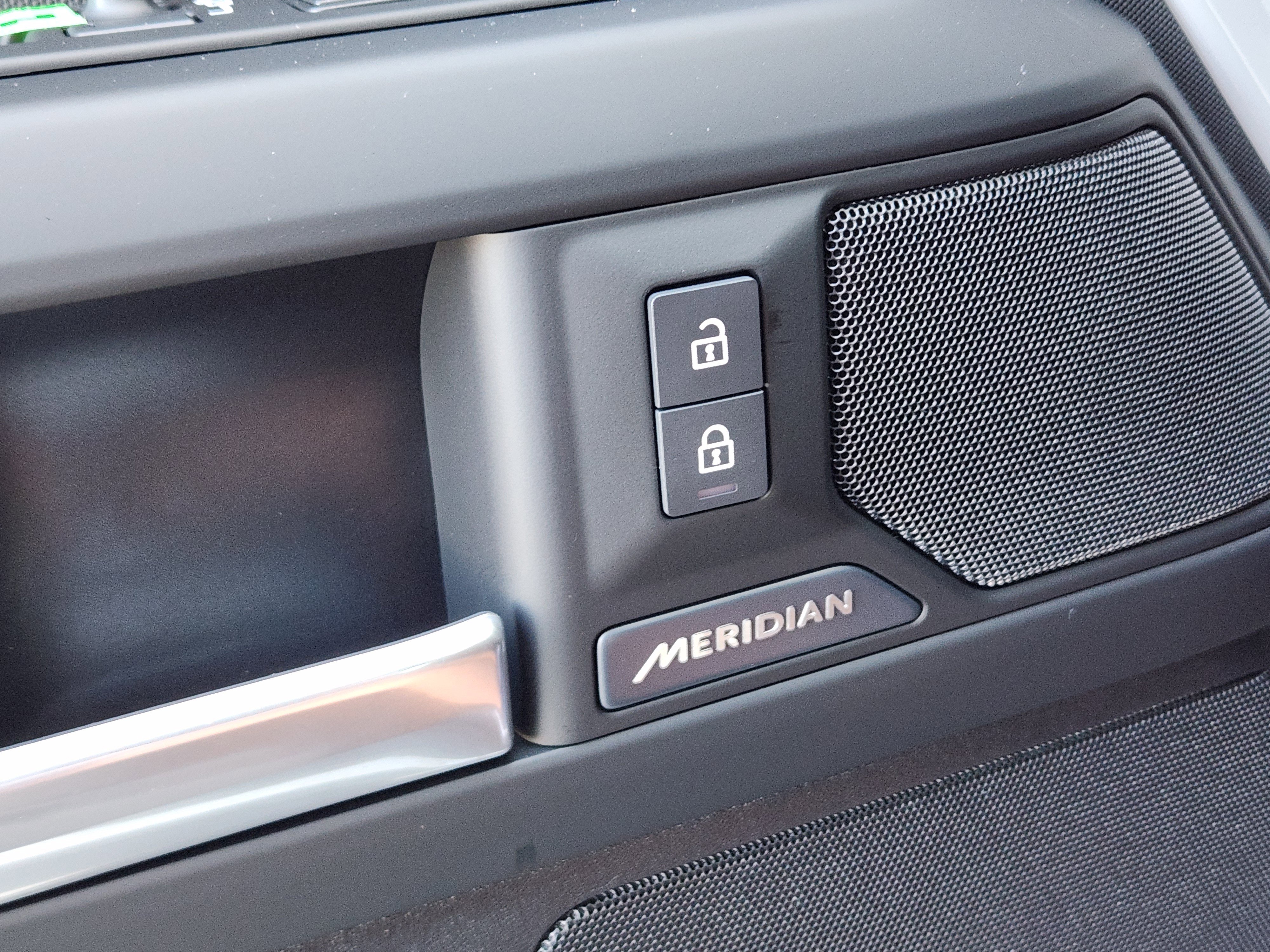 New 2026 Land Rover Defender 110 S image 22