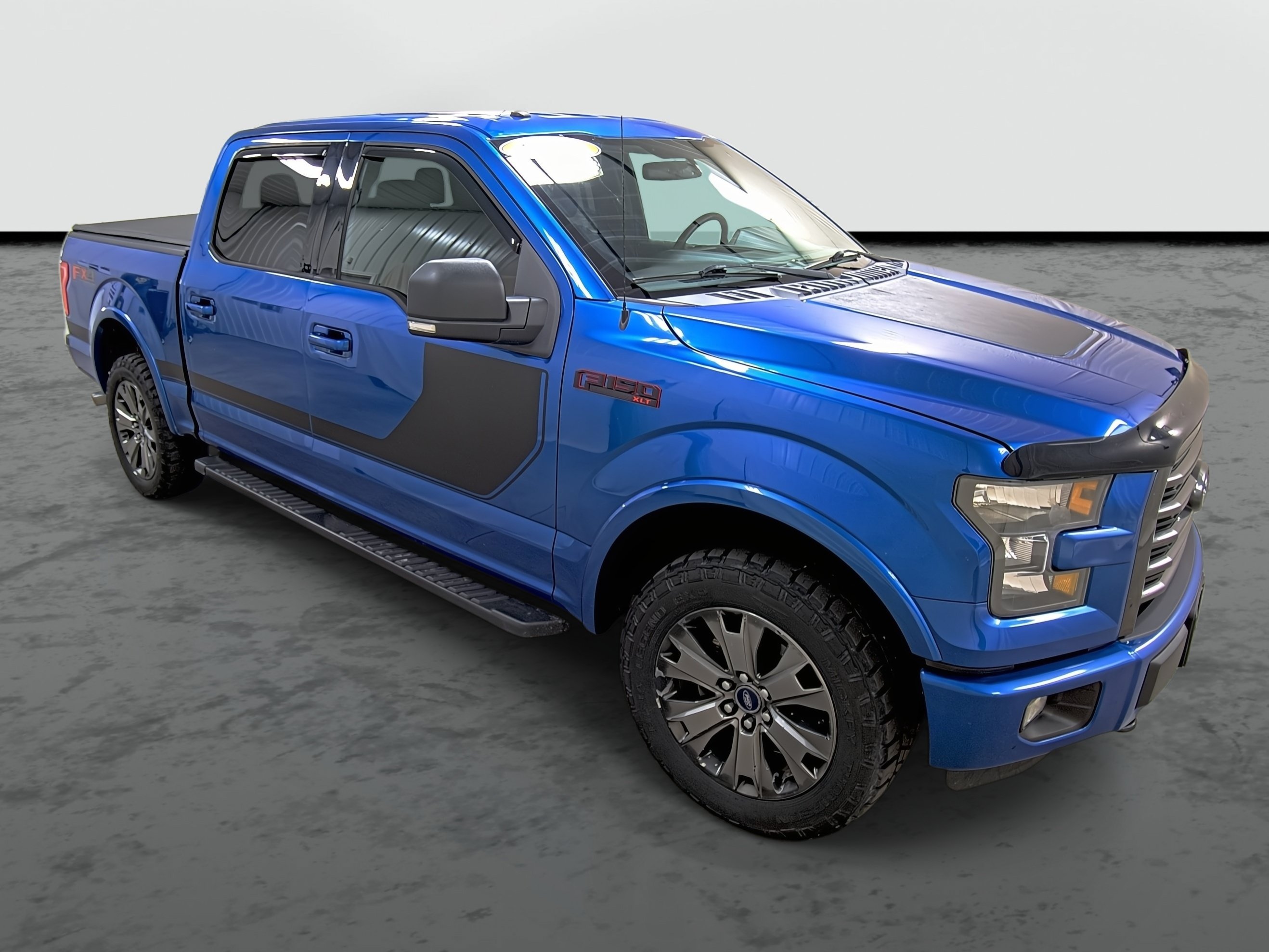 Used 2016 Ford F150 XLT w/ Equipment Group 302A Luxury AWD/4WD image 5