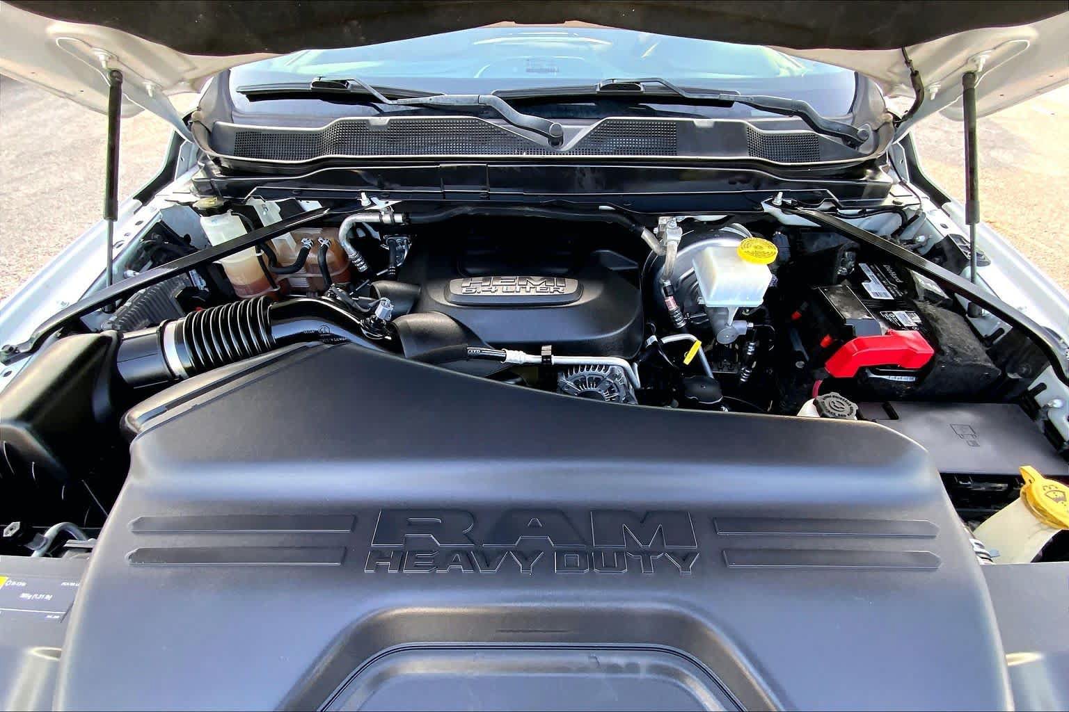 Used 2020 RAM 2500 Limited AWD/4WD image 32