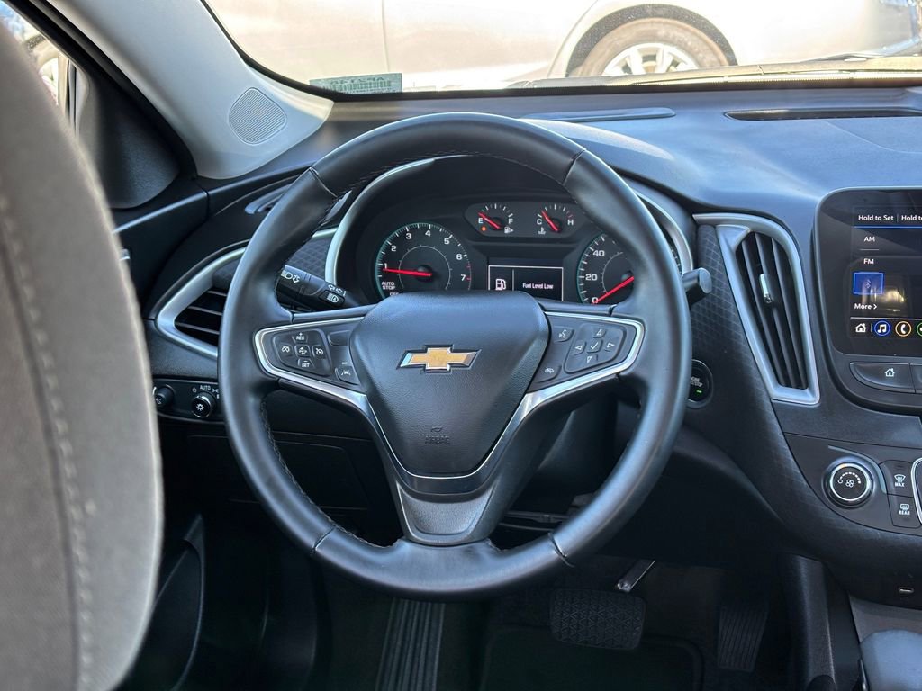 Used 2025 Chevrolet Malibu RS image 26