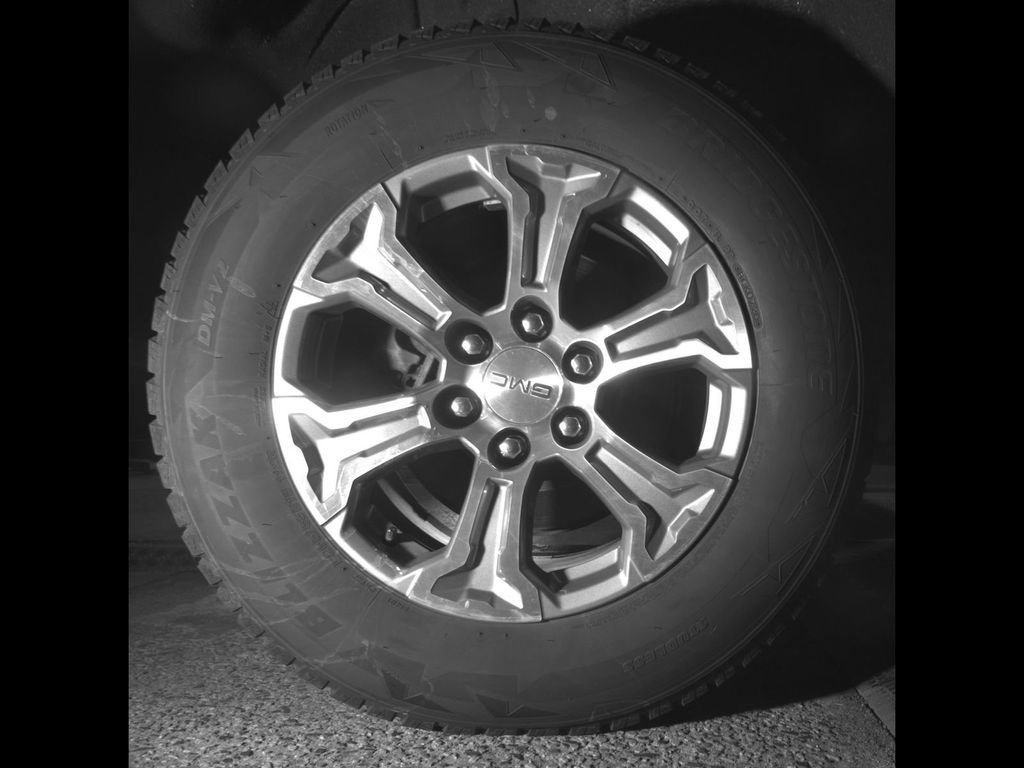 Used 2020 GMC Sierra 1500 SLE w/ SLE Value Package image 13