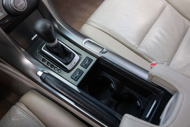 Used 2010 Acura TL w/ Technology Package FWD image 40