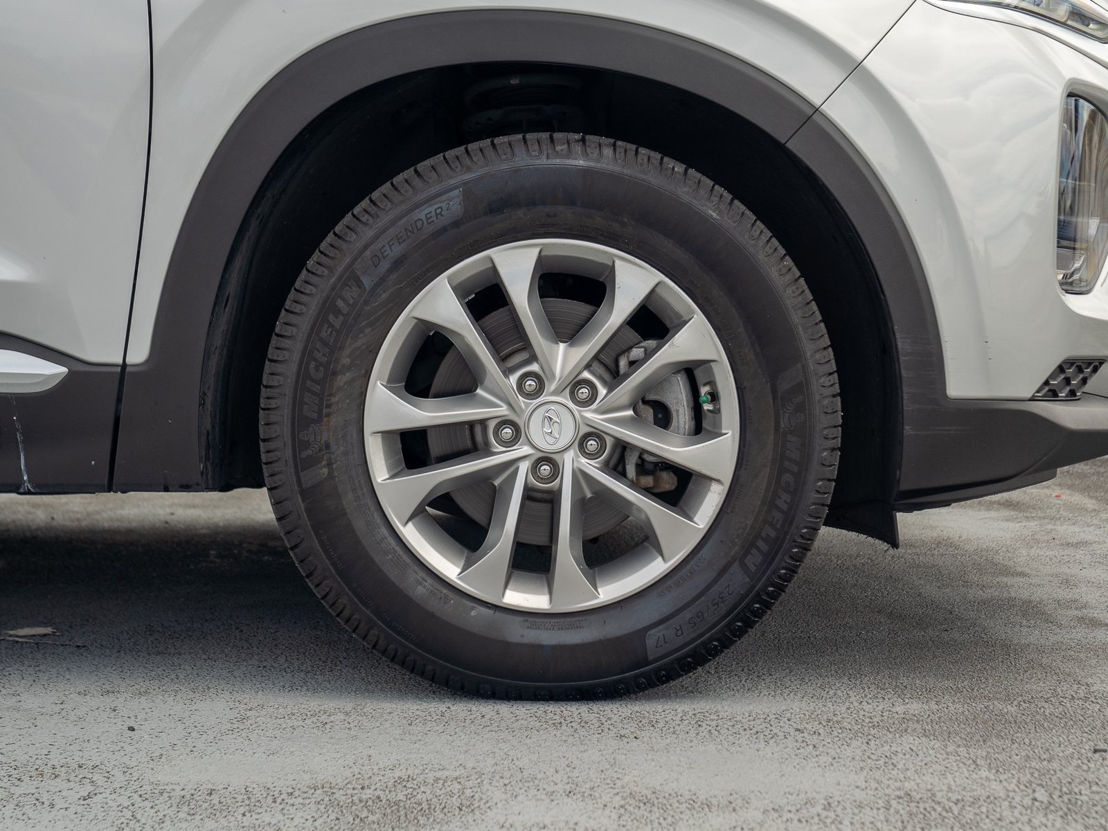 Used 2019 Hyundai Santa Fe SE AWD/4WD image 14