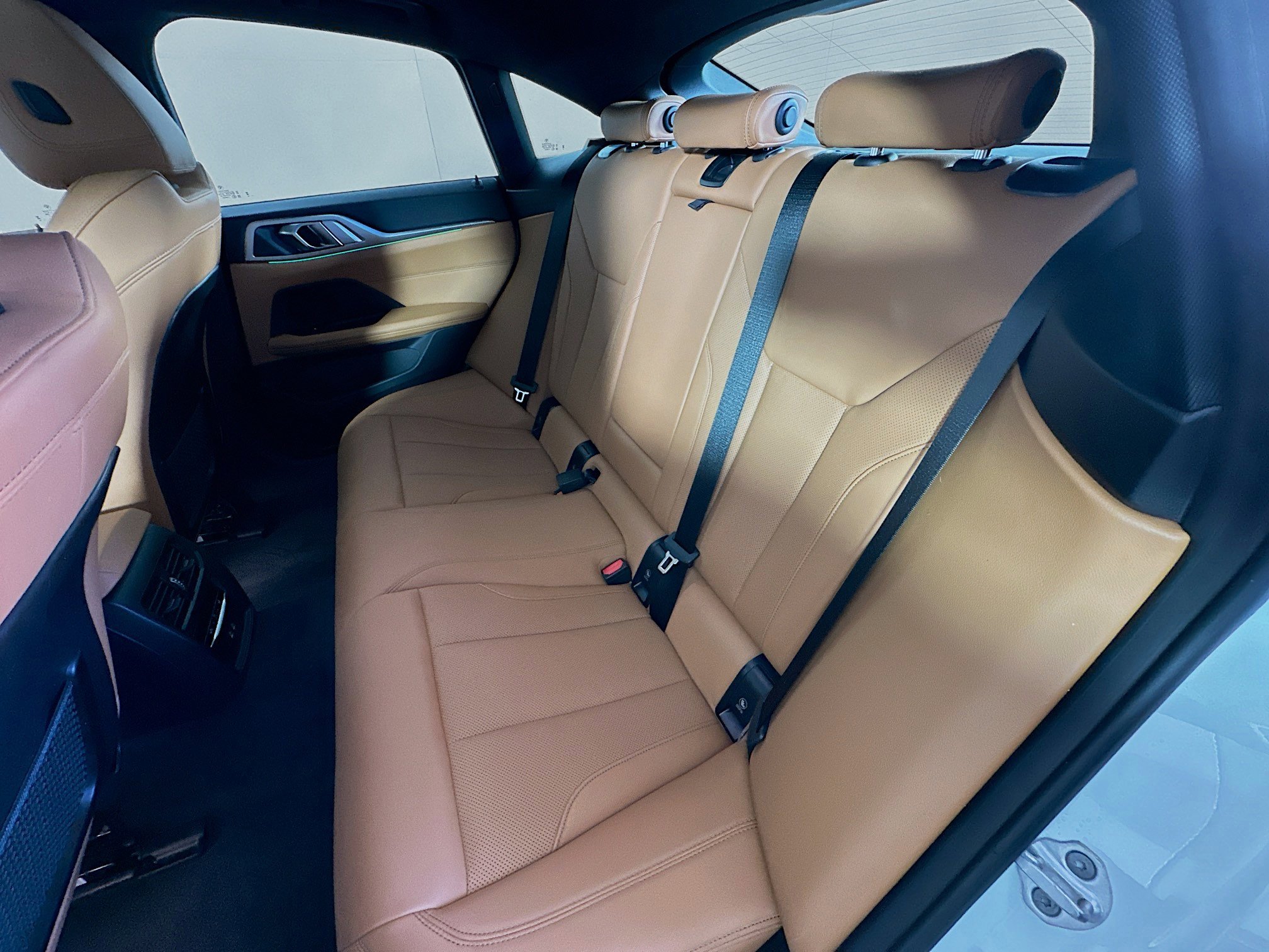 Used 2023 BMW i4 eDrive35 w/ Premium Package image 29