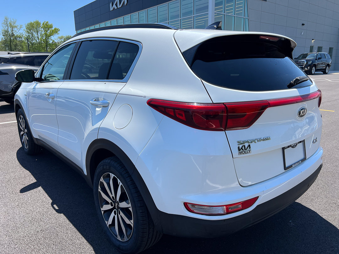 Used 2019 Kia Sportage EX w/ EX Premium Package AWD/4WD image 3