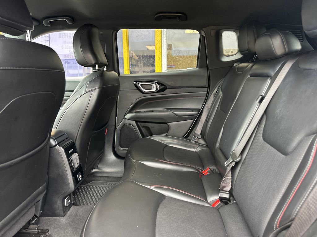 Used 2023 Jeep Compass Trailhawk image 15