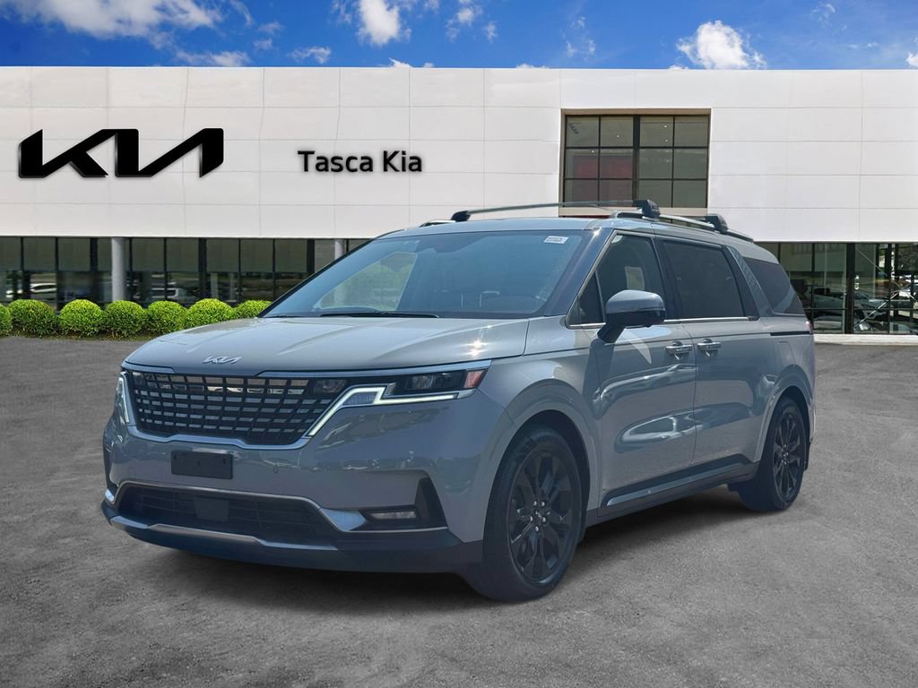 Used 2024 Kia Carnival SX FWD image 3