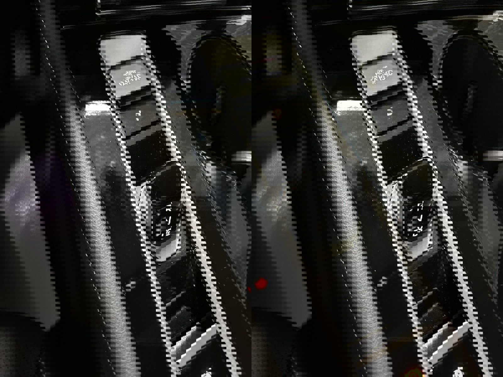 New 2025 Volkswagen Atlas SE image 19