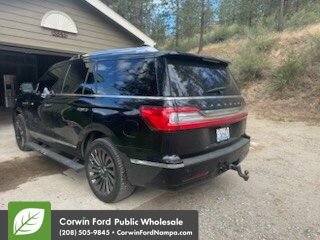 Used 2018 Lincoln Navigator Reserve w/ Technology Package AWD/4WD image 4