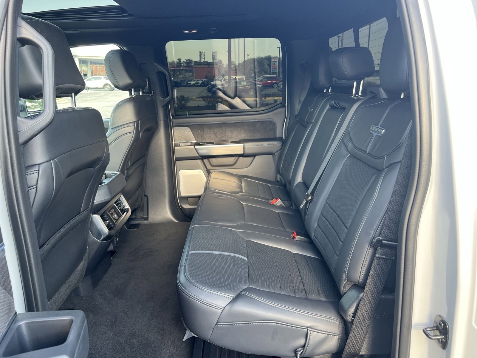 Used 2025 Ford F350 Platinum w/ Tremor Off-Road Package image 25
