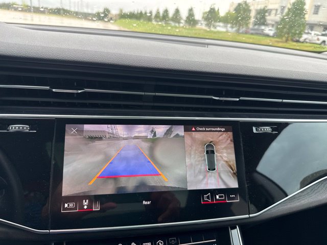 Used 2021 Audi Q8 Premium Plus AWD/4WD image 12