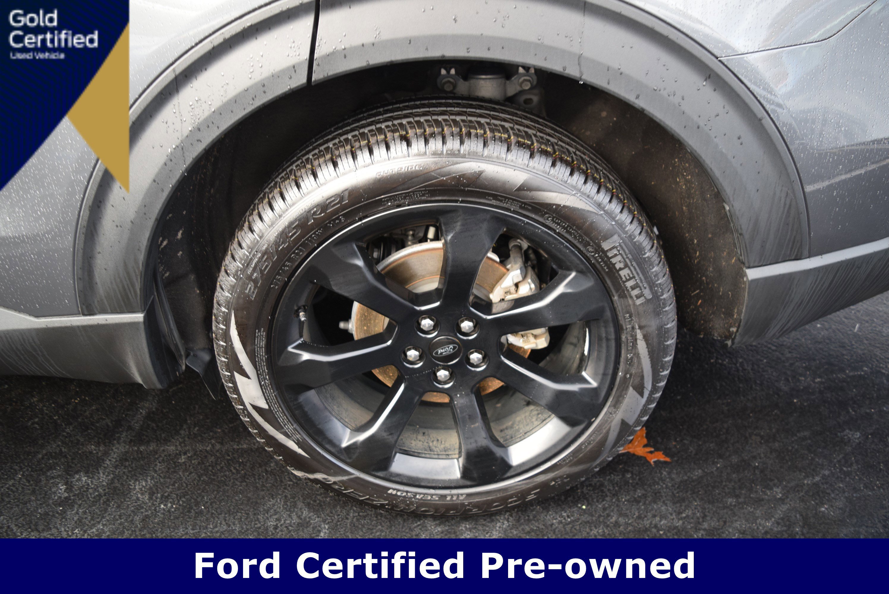 Certified 2024 Ford Explorer ST-Line w/ Class IV Trailer Tow Package image 22