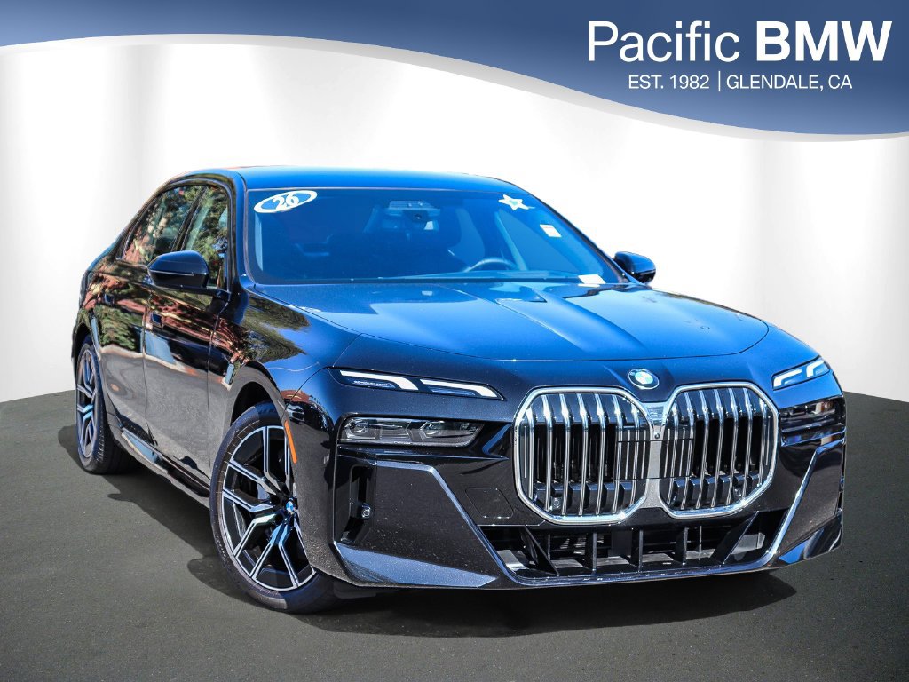Certified 2026 BMW 740i RWD image 1