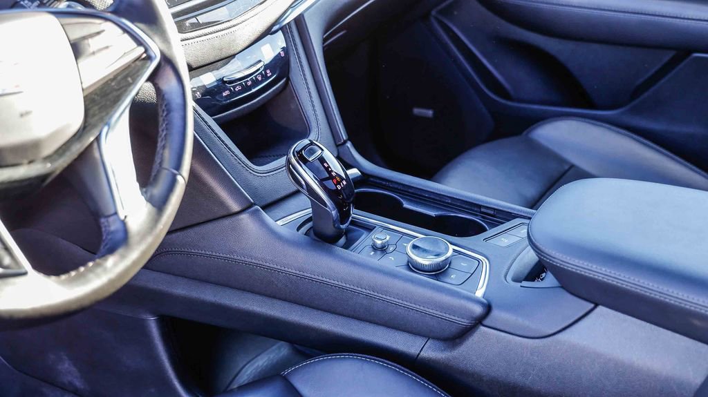 Used 2023 Cadillac XT5 Premium Luxury image 24