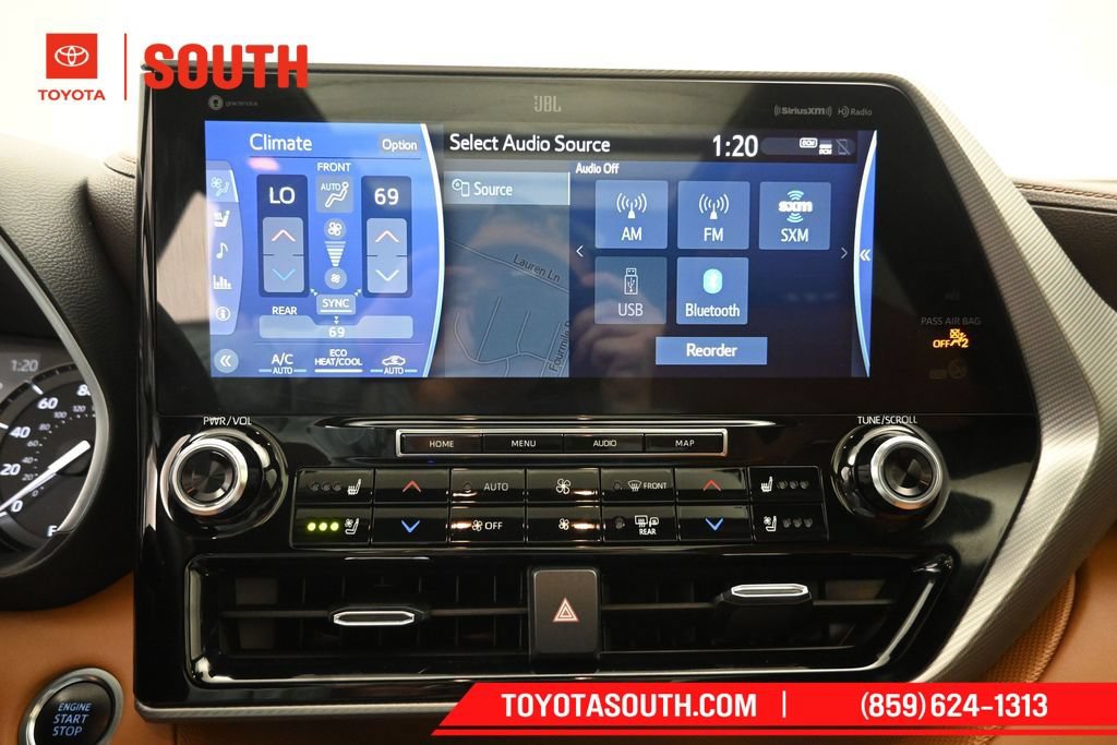 Used 2020 Toyota Highlander Platinum AWD/4WD image 15