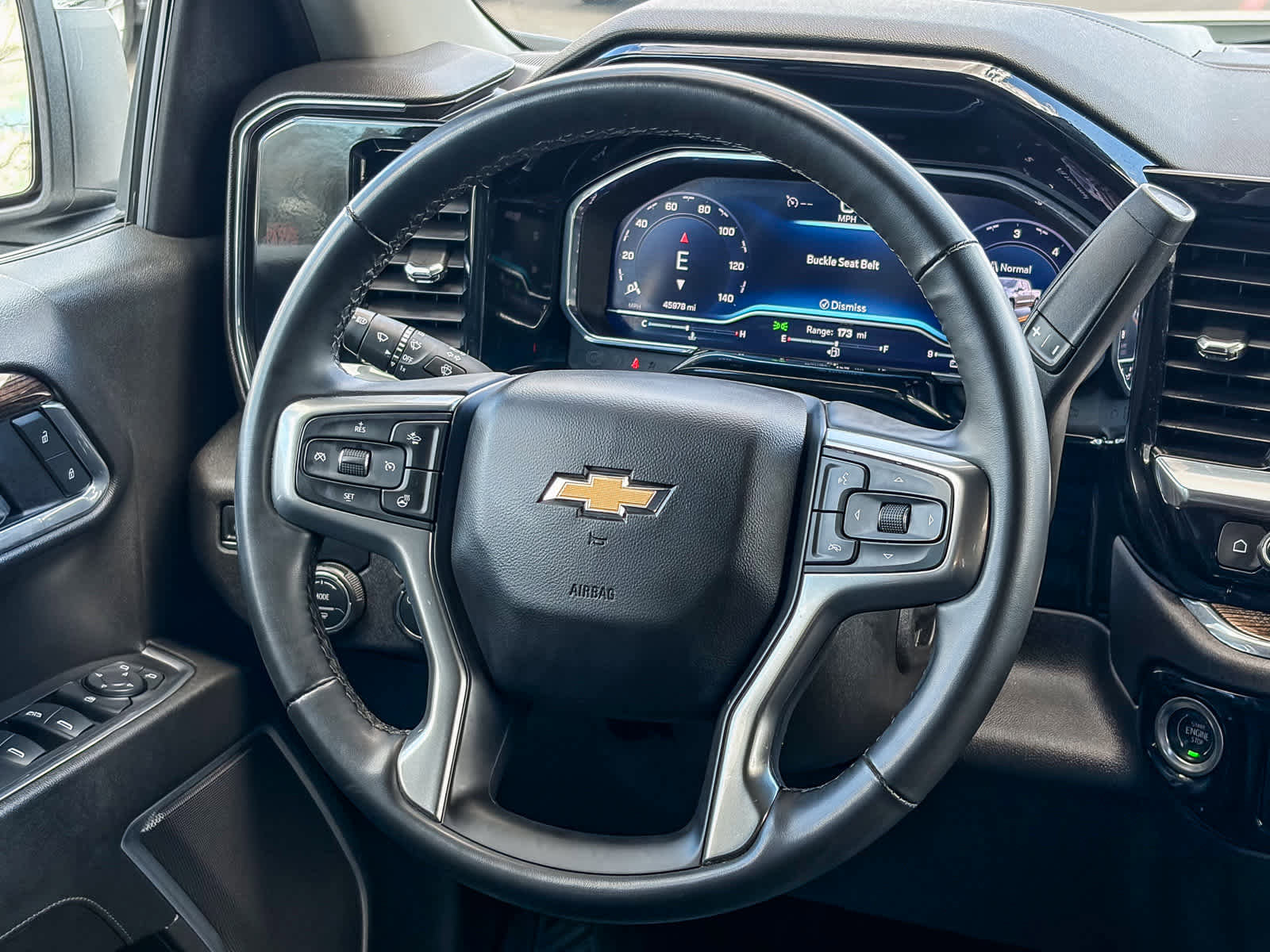 Used 2025 Chevrolet Silverado 1500 LT image 14