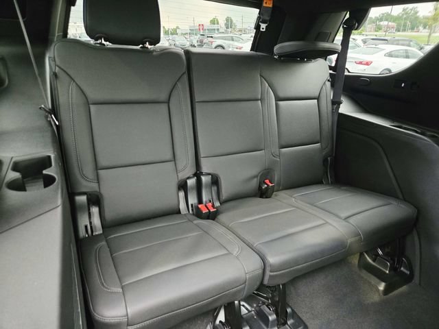 Used 2023 Chevrolet Tahoe Z71 w/ Off-Road Capability Package AWD/4WD image 13