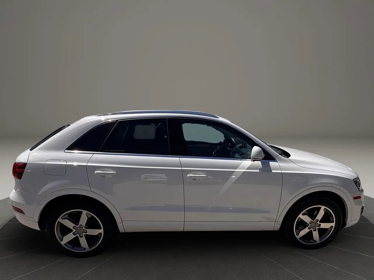 Used 2015 Audi Q3 2.0T Premium Plus AWD/4WD image 6