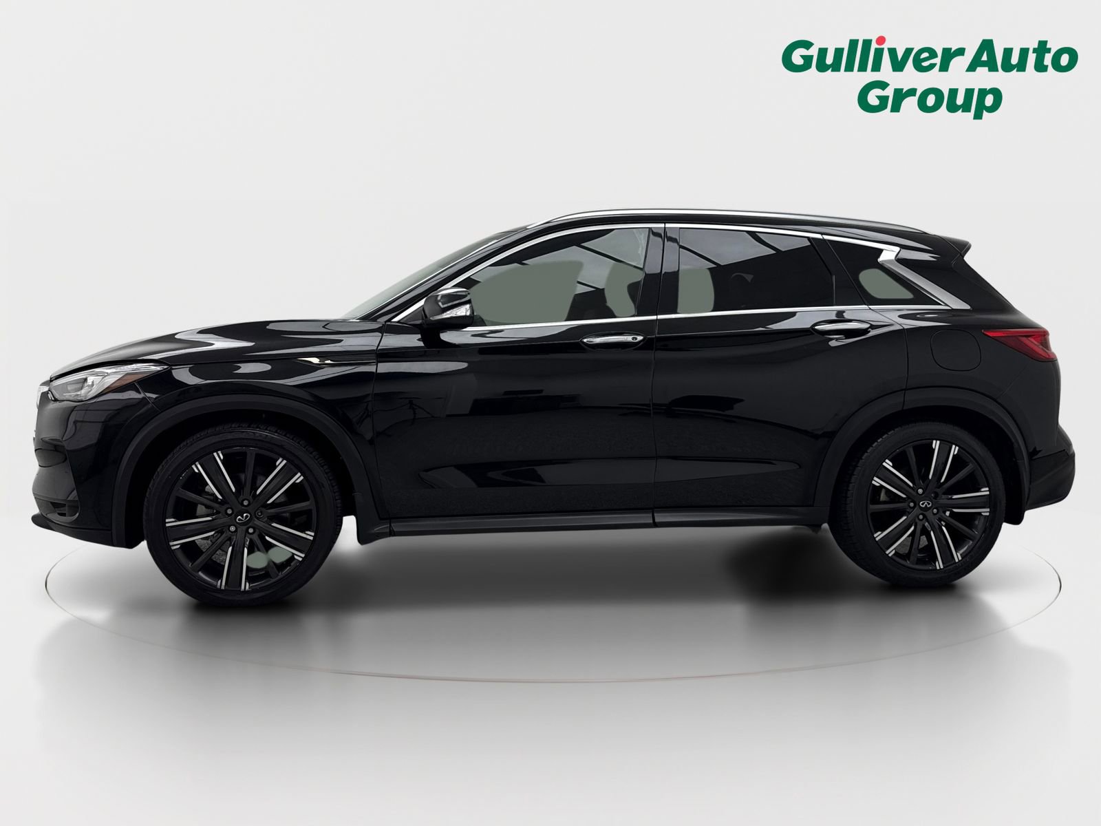 Used 2021 INFINITI QX50 Luxe w/ Appearance Package FWD image 3