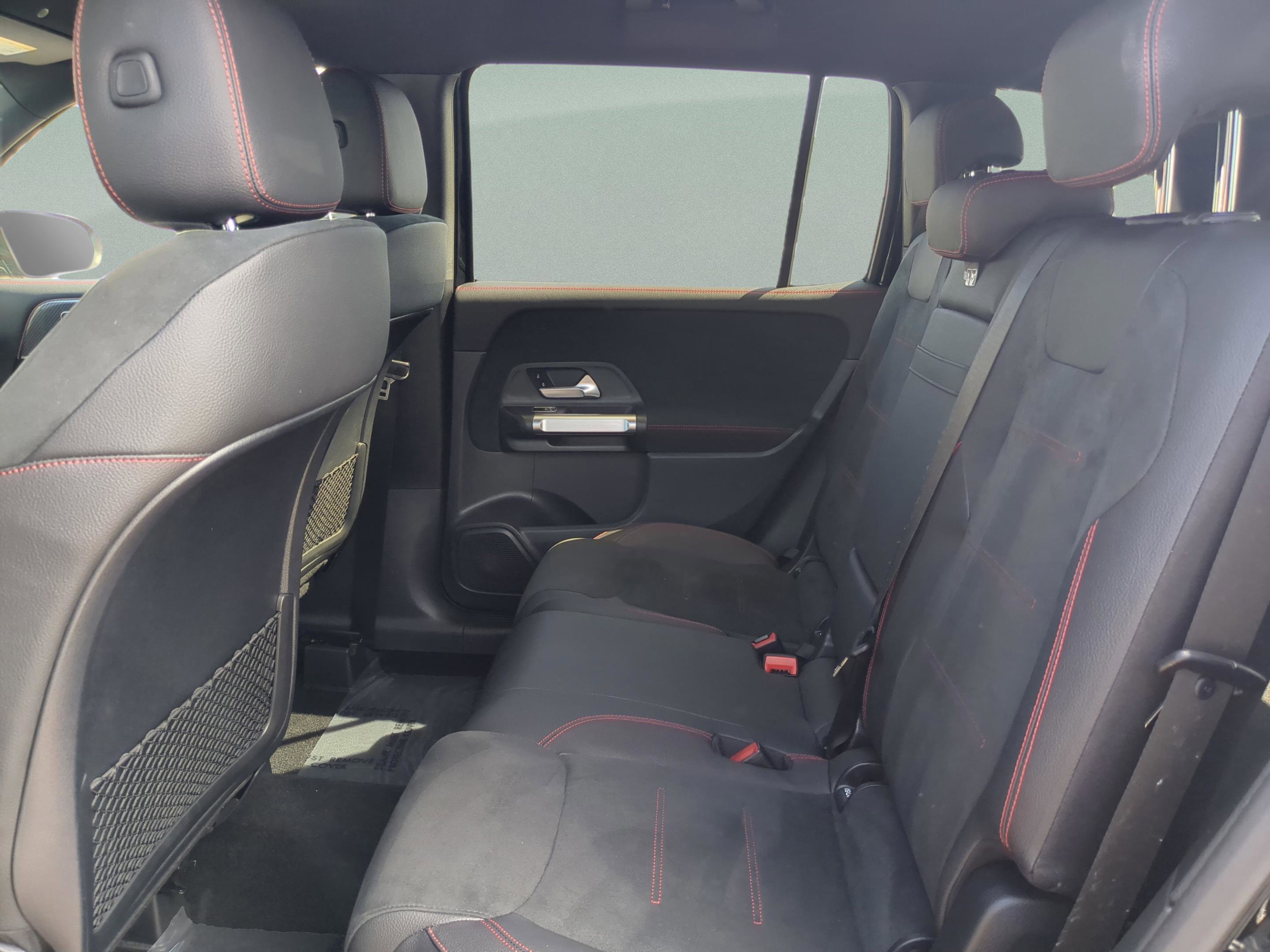 Certified 2025 Mercedes-Benz GLB 250 image 6