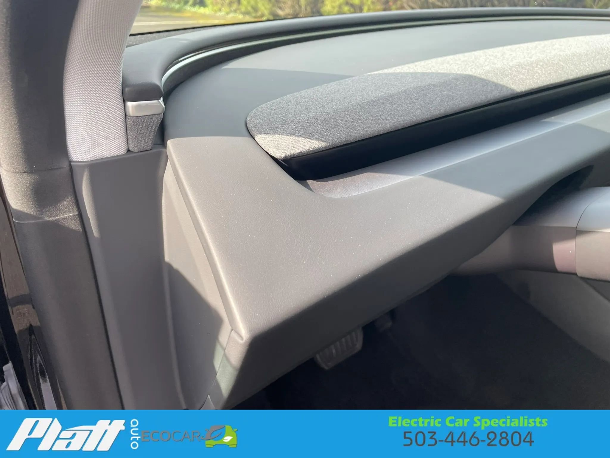 Used 2024 Tesla Model 3 Standard Range image 27