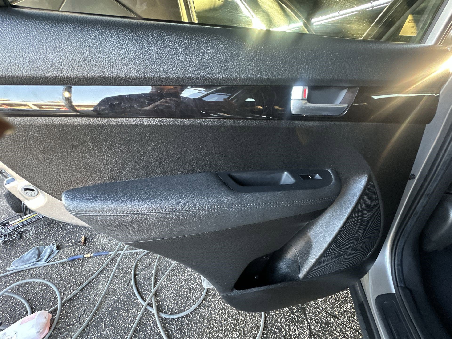 Used 2014 Kia Sorento LX image 29