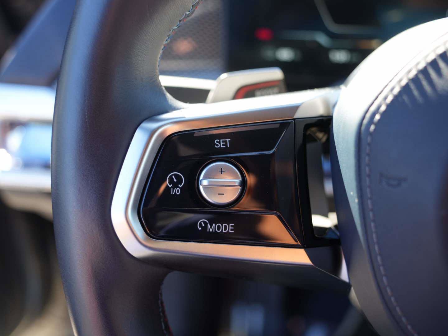 Certified 2024 BMW i7 M70 image 20