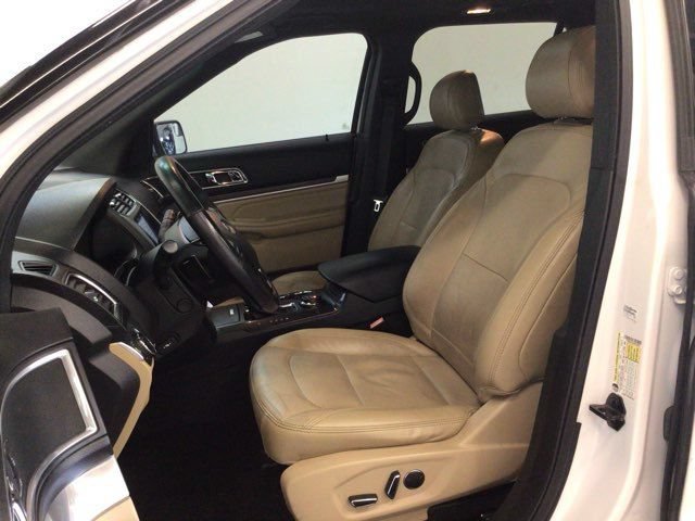 Used 2017 Ford Explorer Limited AWD/4WD image 9