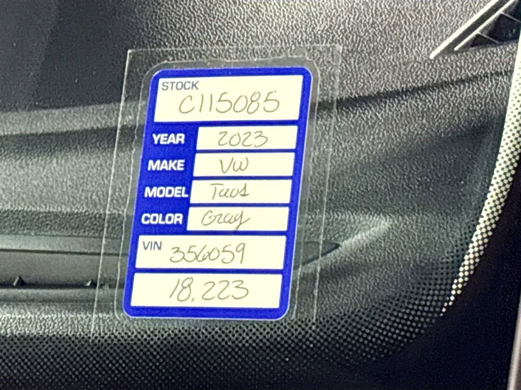 Certified 2023 Volkswagen Taos SEL image 26