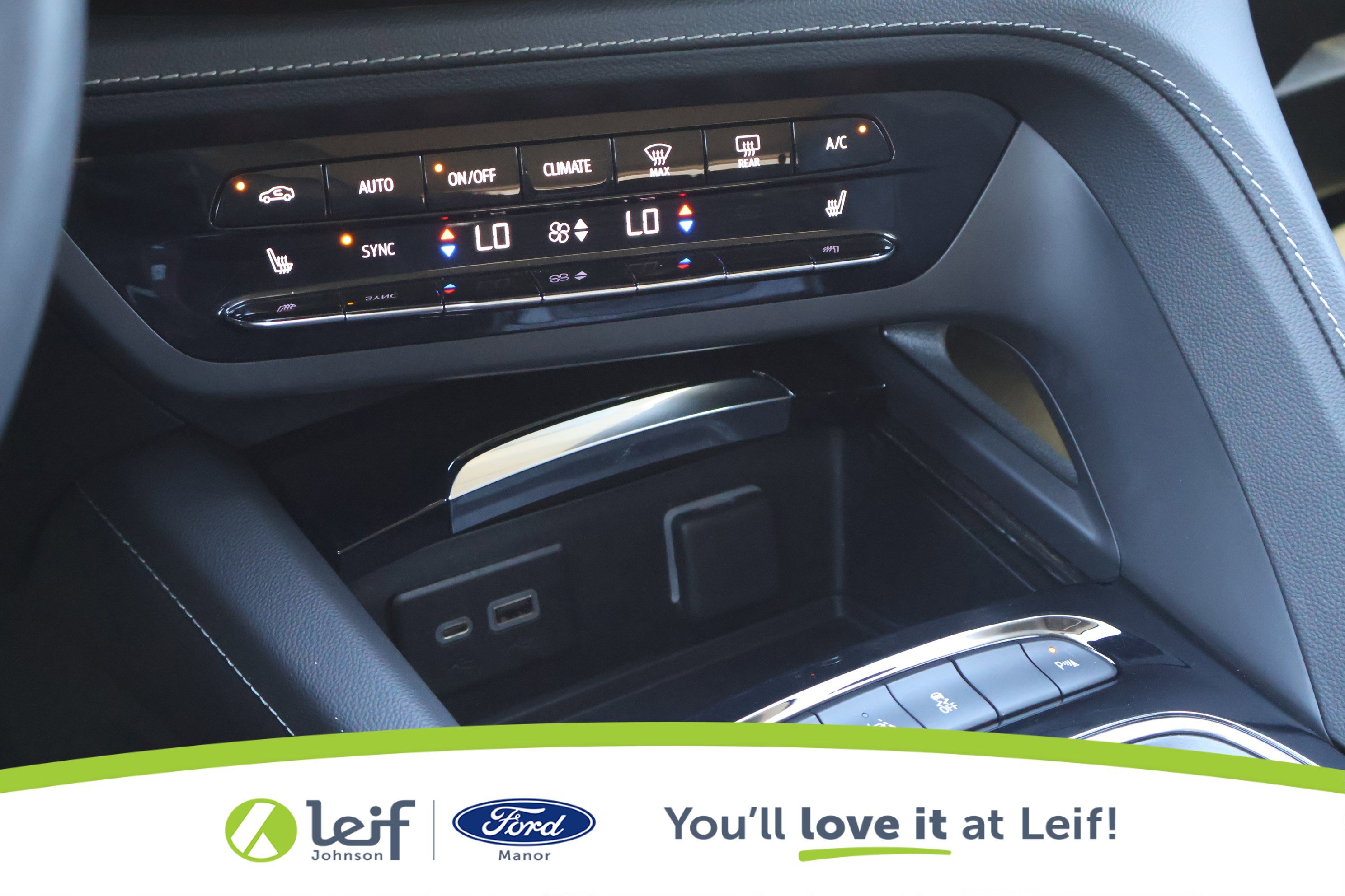 Used 2023 Buick Envision Preferred image 23