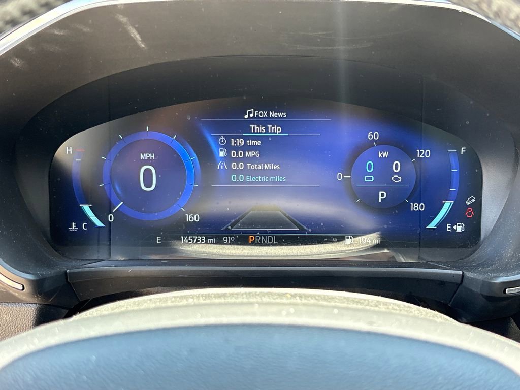 Used 2020 Ford Escape Titanium FWD image 23