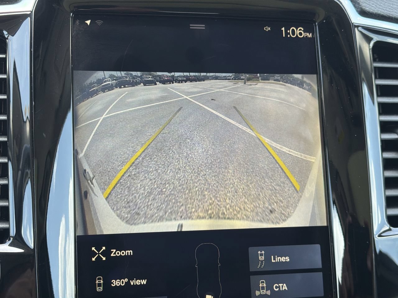 Used 2017 Volvo XC90 T6 Momentum w/ Vision Package AWD/4WD image 24