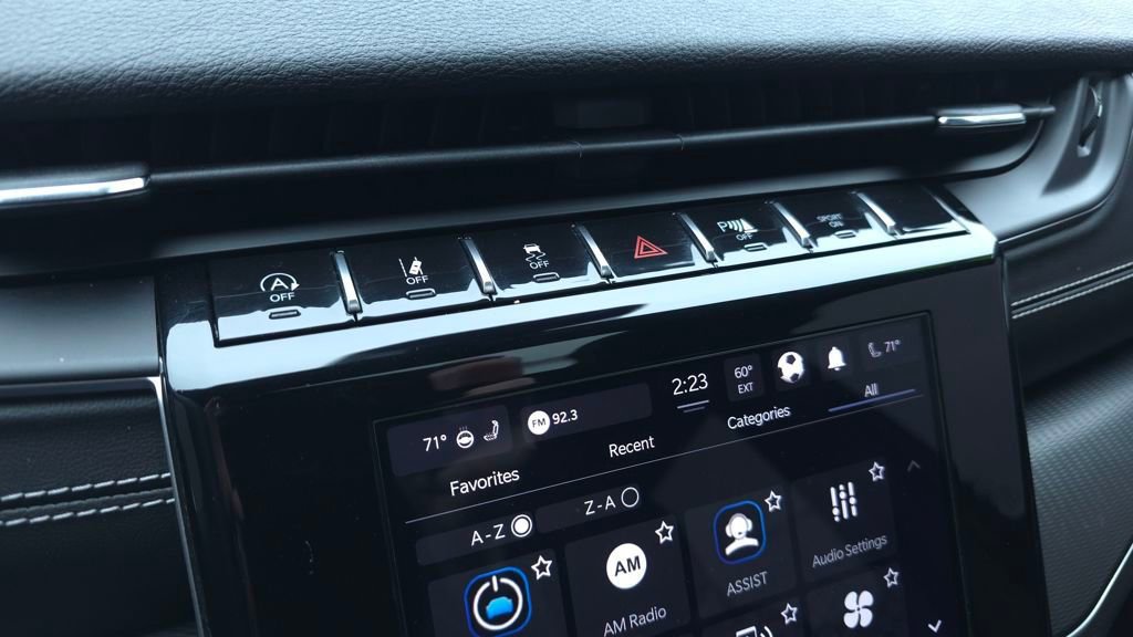 Used 2023 Jeep Grand Cherokee Altitude AWD/4WD image 31