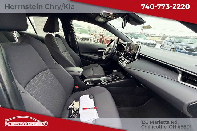 Used 2024 Toyota Corolla SE image 27