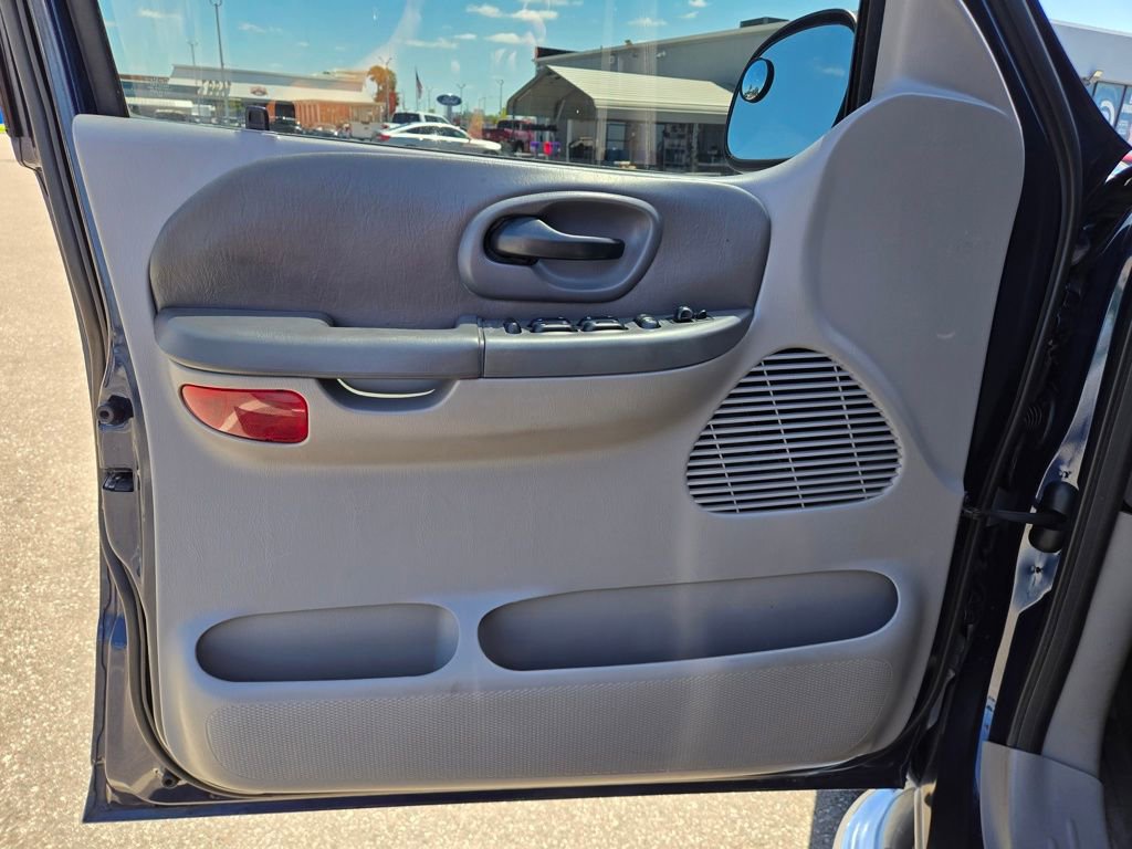 Used 2003 Ford F150 Lariat AWD/4WD image 17