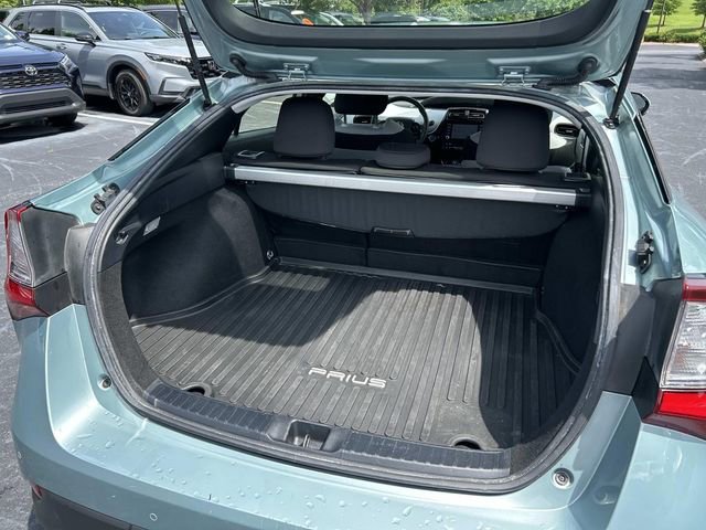 Used 2020 Toyota Prius LE FWD image 12