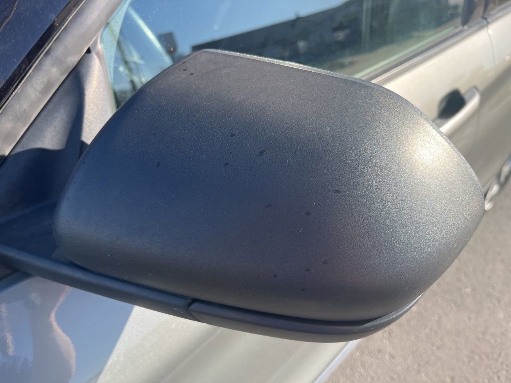 Used 2020 Ford Explorer XLT w/ Equipment Group 202A image 14