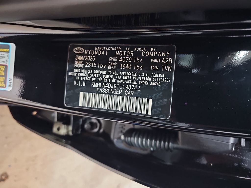 New 2026 Hyundai Elantra Limited image 37