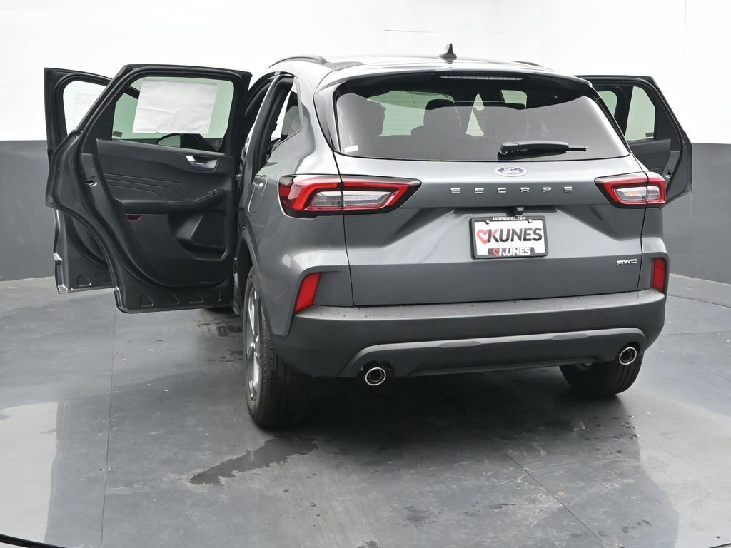 New 2026 Ford Escape ST-Line w/ Cold Weather Package image 54