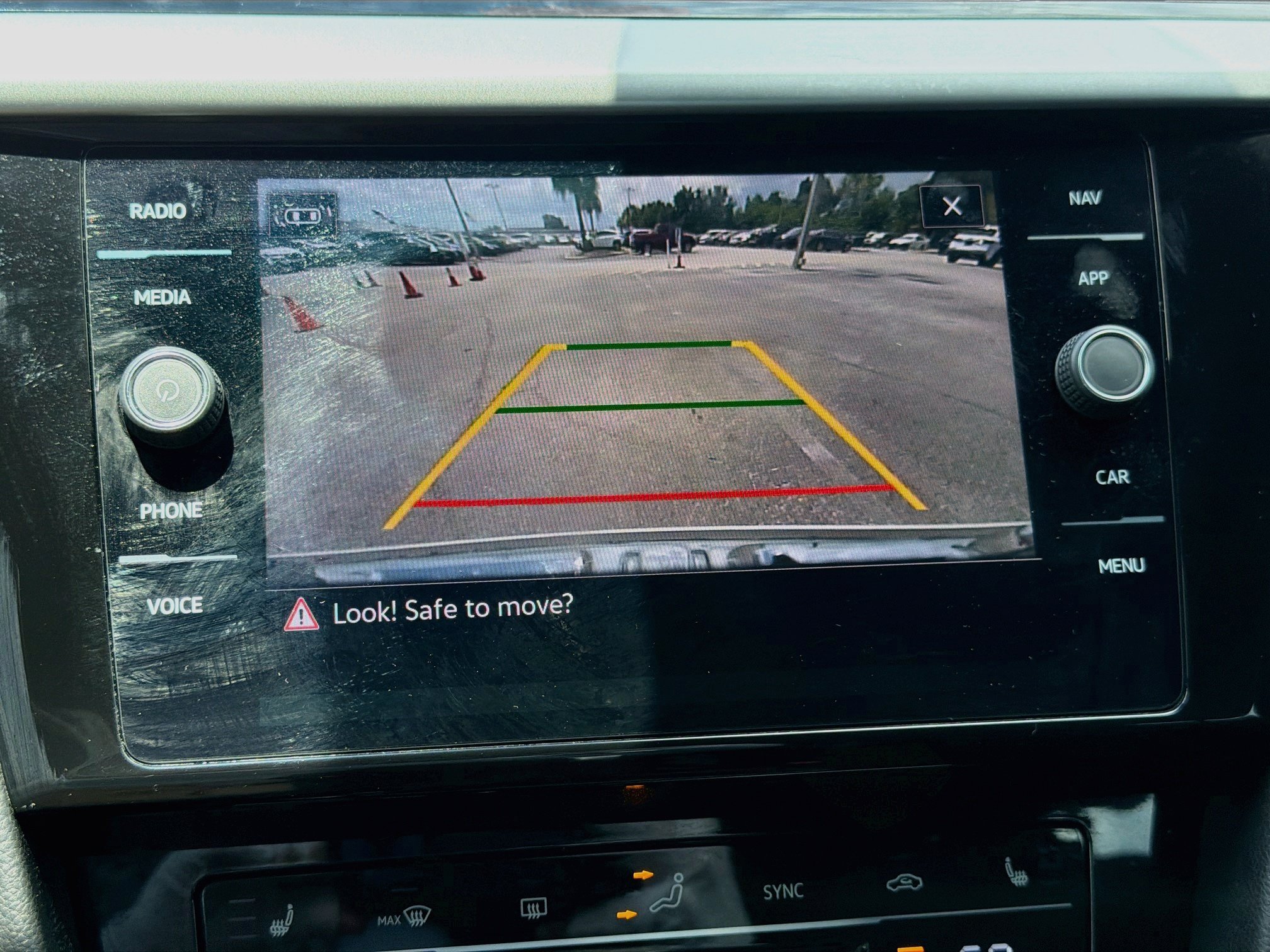 Certified 2023 Volkswagen Arteon SE FWD image 31