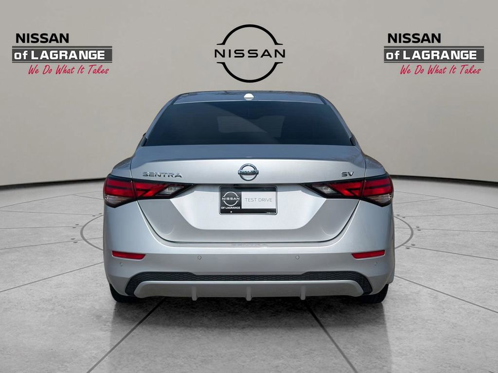 Used 2020 Nissan Sentra SV image 6
