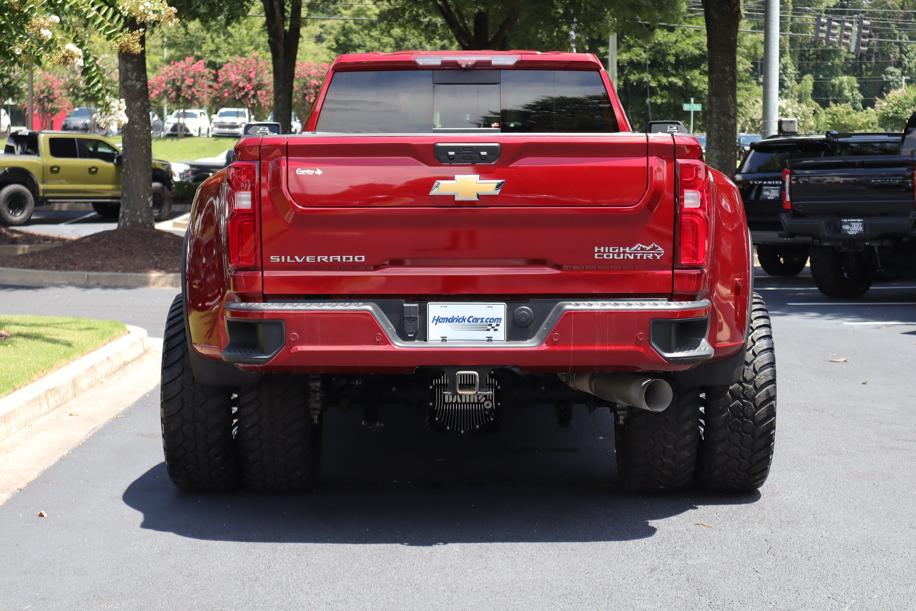 Used 2022 Chevrolet Silverado 3500 High Country AWD/4WD image 38