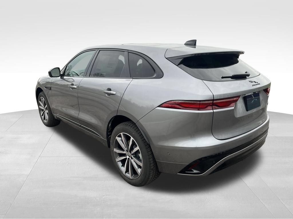 New 2026 Jaguar F-PACE R-Dynamic S AWD/4WD image 3